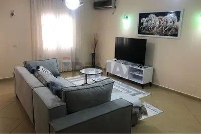 Apartment 2+1 for rent in Rruga Margarita Tutulani, Tirana, 104 m². Photo 2 of 3