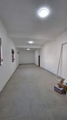 Locale commerciale in affitto a Rruga Aleksander Goga, Durazzo, 130 m². Foto 3 di 4