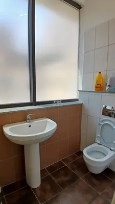 Ambient biznesi me qera në Poliklinika, Durrës, 110 m². Foto 8 nga 9