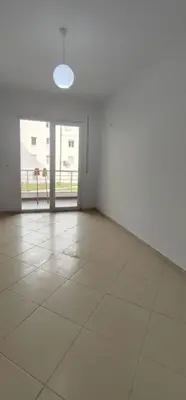 Apartament 2+1 me qera në Linzë, Tiranë, 80 m². Foto 8 nga 8