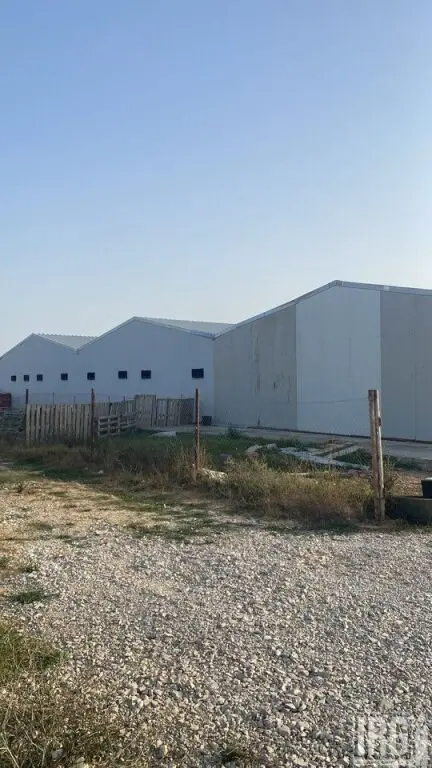 Magazinë me qera në Sektori Rinia, Durrës, 1 700 m²