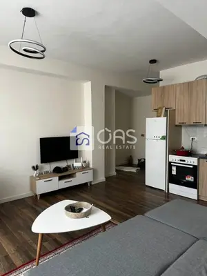 Appartamento 1+1 in affitto a Brryli, Tirana, 60 m². Foto 1 di 4
