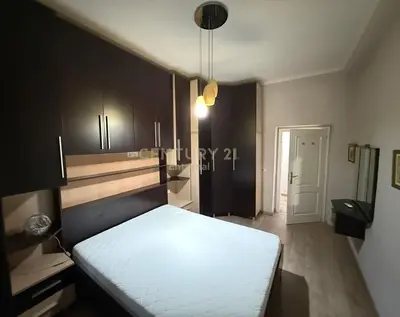 Apartament 2+1 me qera në Blloku, Tiranë, 91 m². Foto 7 nga 10