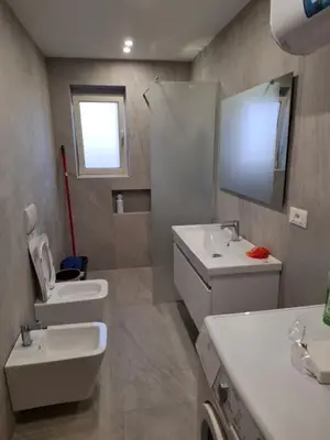Apartament 2+1 me qera në Oxhaku, Tiranë, 90 m². Foto 4 nga 5