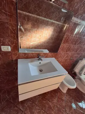 Apartament 2+1 me qera në Kthesa e Kamzës, Tiranë, 90 m². Foto 8 nga 11