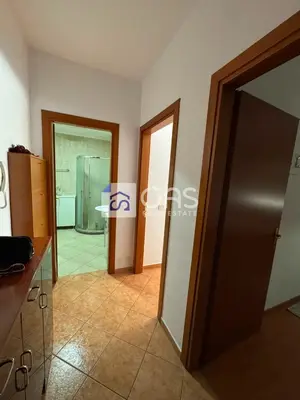 Appartamento 1+1 in affitto a Komuna e Parisit, Tirana, 70 m². Foto 2 di 7