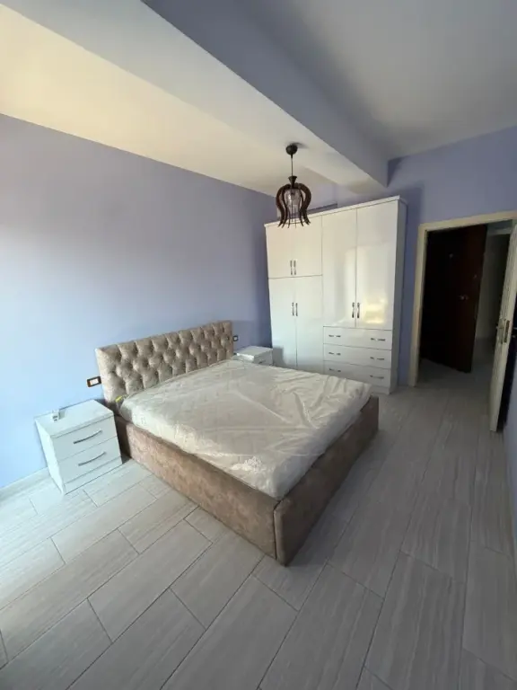 Appartamento 1+1 in affitto ad Astir, Tirana, 60 m². Foto 2 di 3
