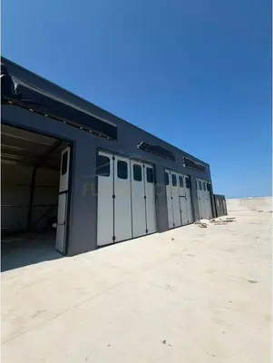 Magazinë me qera në Fllake, Durrës, 200 m². Foto 1 nga 7