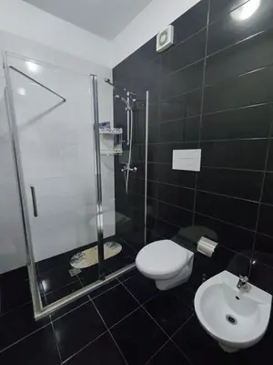 Appartamento 2+1 in affitto a Qendër, Durazzo, 95 m². Foto 6 di 11