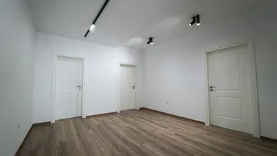 Commercial space for rent in Lulishtja, Durrës, 202 m². Photo 11 of 12