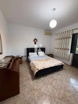 Vilë me qera në Vaqarr, Tiranë, 120 m². Foto 9 nga 12