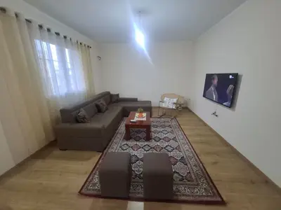 House 2+1 for rent in Lagjia Nr 6, Durrës, 80 m². Photo 2 of 9