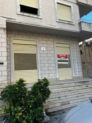 Locale commerciale in affitto a Rruga Butrinti, Saranda, 75 m². Foto 1 di 6