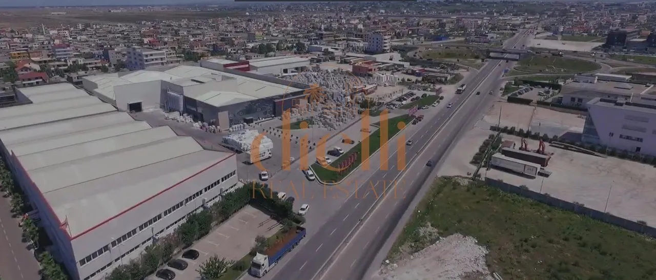 Magazzino in affitto ad Autostrada Durres - Tirane, Durazzo, 2.000 m². Foto 1 di 1