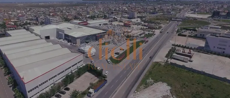 Magazinë me qera në Autostrada Durres - Tirane, Durrës, 2 000 m²