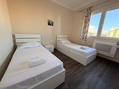 Apartament 2+1 me qera në Stadiumi Niko Dovana, Durrës, 100 m². Foto 7 nga 10