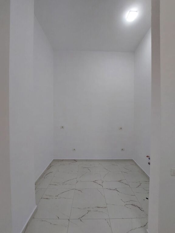 Appartamento 2+1 in affitto a Sheshi Skënderbej, Tirana, 90 m². Foto 3 di 3