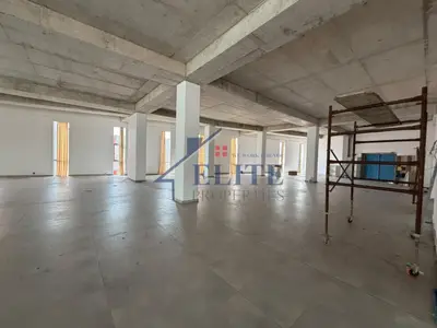 Locale commerciale in affitto a Vaqarr, Tirana, 1.150 m². Foto 3 di 12