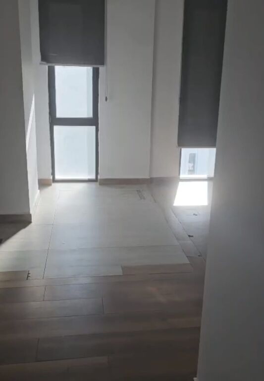 Office for rent in Zogu i Zi, Tirana, 450 m². Photo 3 of 3