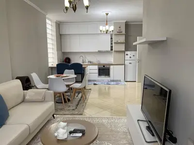 Apartament 2+1 me qera në Rruga Pjetër Budi, Tiranë, 100 m². Foto 6 nga 11