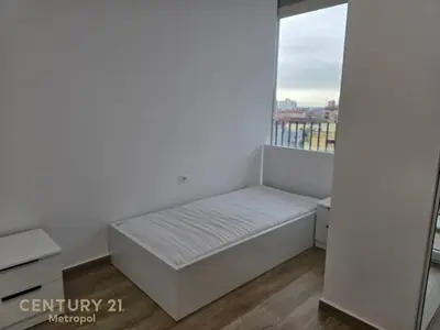 Apartament 2+1 me qera në Rruga Riza Cerova, Tiranë, 125 m². Foto 9 nga 10