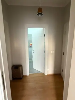 Appartamento 3+1 in affitto a 21 Dhjetori, Tirana, 100 m². Foto 10 di 12