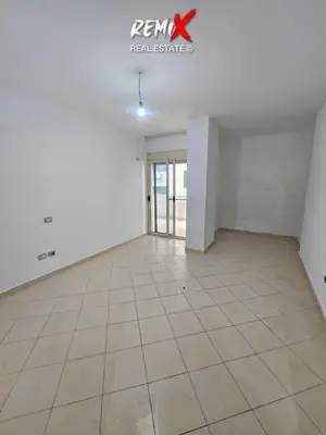 Apartment 2+1 for rent in Rruga Mujo Ulqinaku, Durrës, 120 m². Photo 4 of 9
