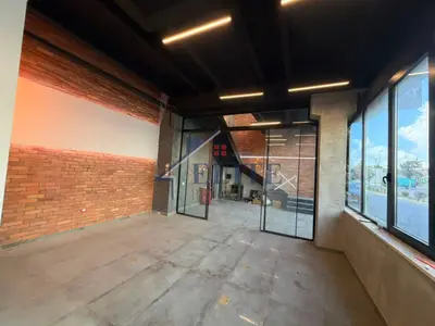 Magazzino in affitto ad Autostrada Tirane - Durres, Tirana, 897 m². Foto 5 di 12