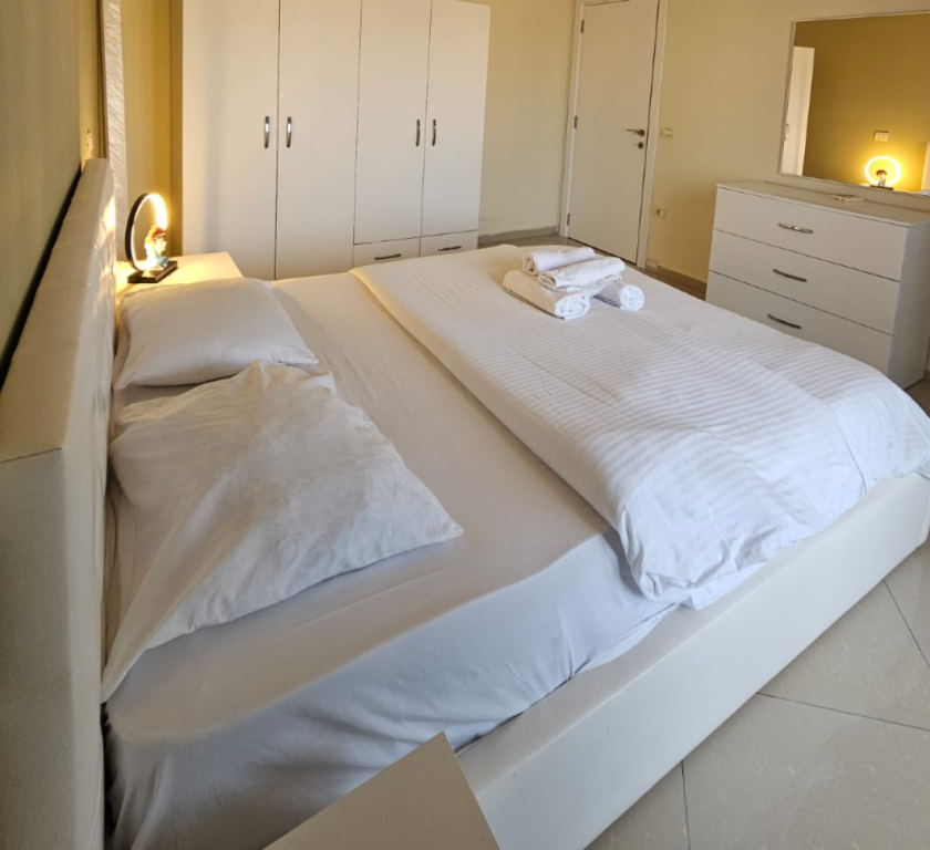 Appartamento 1+1 in affitto a Myslym Shyri, Tirana, 80 m². Foto 2 di 3
