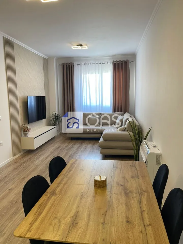 Apartment 1+1 for rent in Laprakë, Tirana, 78 m². Photo 1 of 7