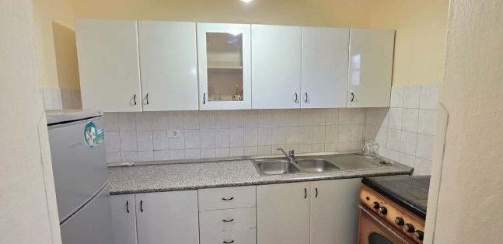 Appartamento 3+1 in affitto a Bulevardi Zogu I, Tirana, 90 m². Foto 2 di 3