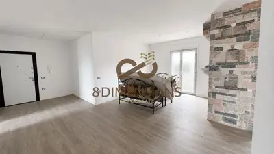 Apartament 3+1 me qera në Selitë, Tiranë, 130 m². Foto 4 nga 11