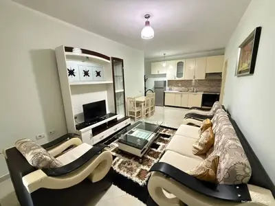Appartamento 1+1 in affitto a Kinostudio, Tirana, 63 m². Foto 1 di 6