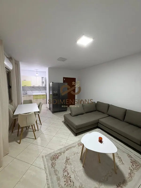 Appartamento 2+1 in affitto a Stacioni i Trenit, Tirana, 107 m²
