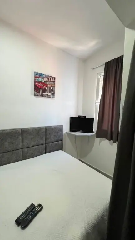 Appartamento 1+1 in affitto a Brryli, Tirana, 43 m²