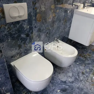 Appartamento 1+1 in affitto a Blloku, Tirana, 70 m². Foto 10 di 10
