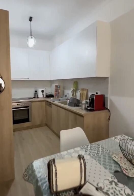 Shtëpi private 1+1 me qera në Yzberisht, Tiranë, 70 m². Foto 2 nga 3