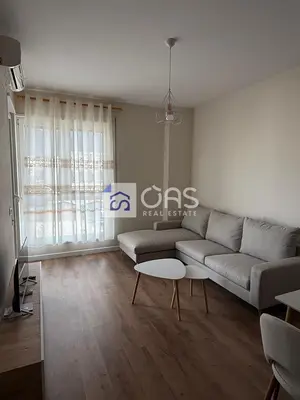 Apartament 1+1 me qera në 5 maj, Tiranë, 70 m². Foto 1 nga 5