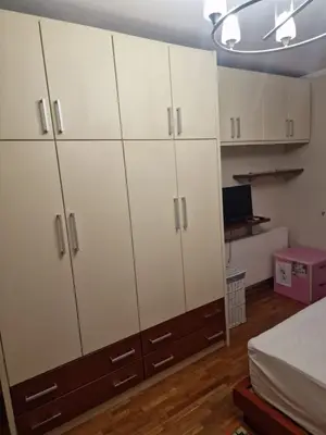 Appartamento 2+1 in affitto a Rruga e Barrikadave, Tirana, 130 m². Foto 5 di 9