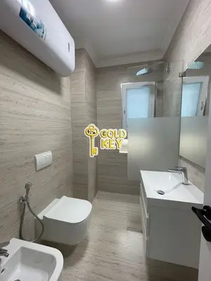 Apartament 2+1 me qera në Stacioni i Zjarrfikësve, Durrës, 100 m². Foto 10 nga 11