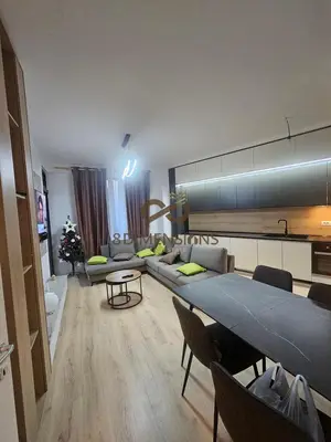Apartament 2+1 me qera në Garden Residence, Tiranë, 110 m². Foto 1 nga 7