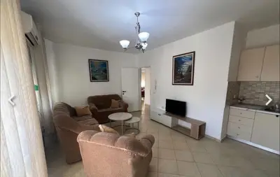 Apartment 2+1 for rent in Rruga 5 Maji, Tirana, 100 m². Photo 2 of 8