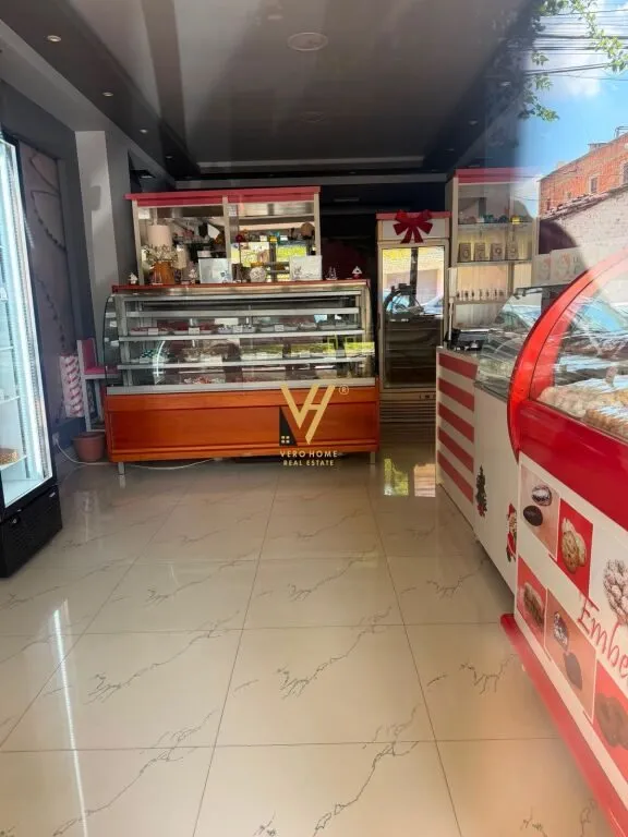Shop for rent in Rruga Him Kolli, Tirana, 70 m². Photo 1 of 1