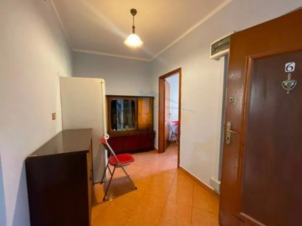 Apartment 1+1 for rent in Bulevardi Bajram Curri, Tirana, 60 m². Photo 1 of 8