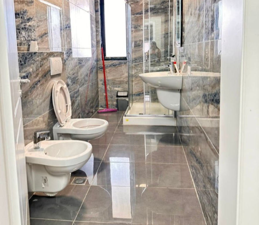 Appartamento 2+1 in affitto a Selvia, Tirana, 120 m². Foto 3 di 3