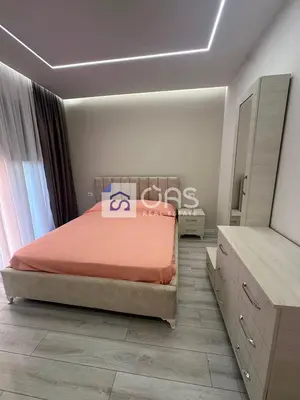 Apartament 1+1 me qera në Bulevardi i Ri, Tiranë, 70 m². Foto 2 nga 5