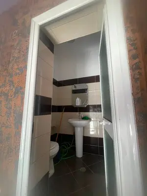 Ufficio in affitto a Pogradec, Pogradec, 14 m². Foto 2 di 3