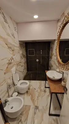 Apartament 2+1 me qera në Yzberisht, Tiranë, 100 m². Foto 9 nga 9