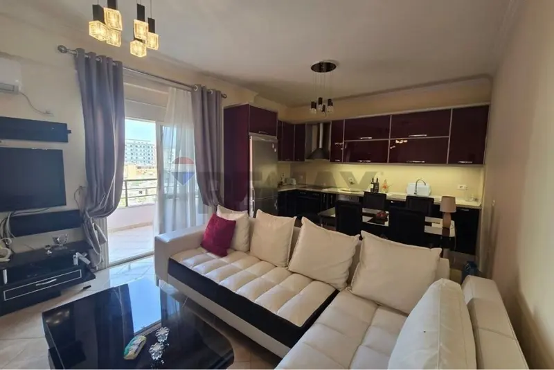 Apartment 1+1 for rent in Rruga Misto Mele, Vlorë, 110 m²