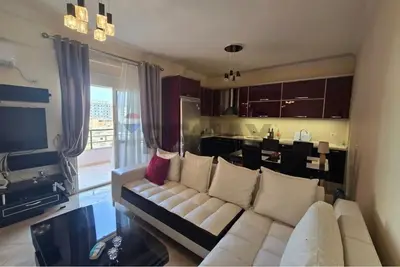 Appartamento 1+1 in affitto a Rruga Misto Mele, Valona, 110 m². Foto 1 di 9